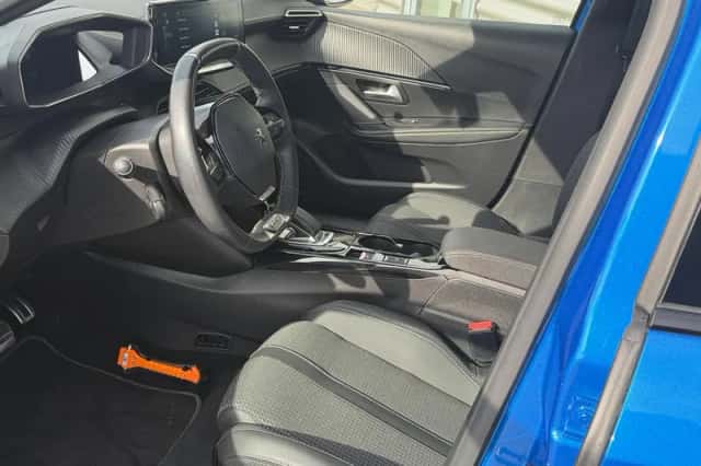 Peugeot e-208 (2021) thumbnail 6