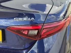 Alfa Romeo Giulia (2021) thumbnail 13