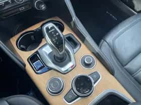 Alfa Romeo Giulia (2021) thumbnail 17