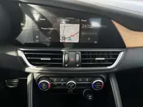 Alfa Romeo Giulia (2021) thumbnail 19