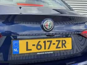Alfa Romeo Giulia (2021) thumbnail 7
