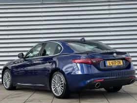 Alfa Romeo Giulia (2021) thumbnail 9
