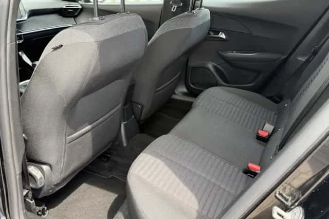 Peugeot 2008 (2022) thumbnail 11