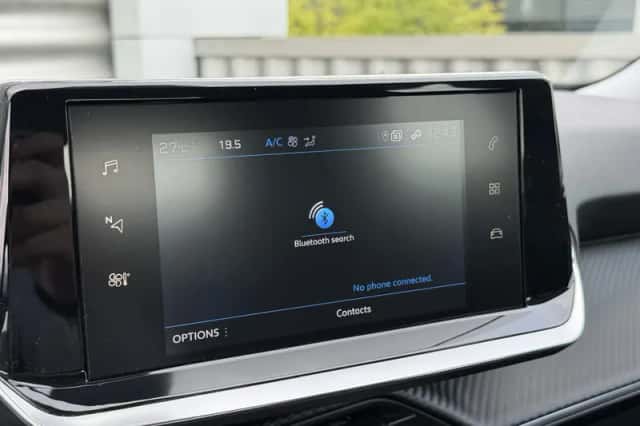 Peugeot 2008 (2022) thumbnail 22