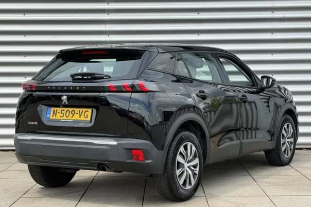 Peugeot 2008 (2022) thumbnail 6