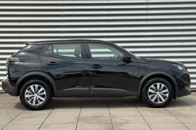 Peugeot 2008 (2022) thumbnail 7