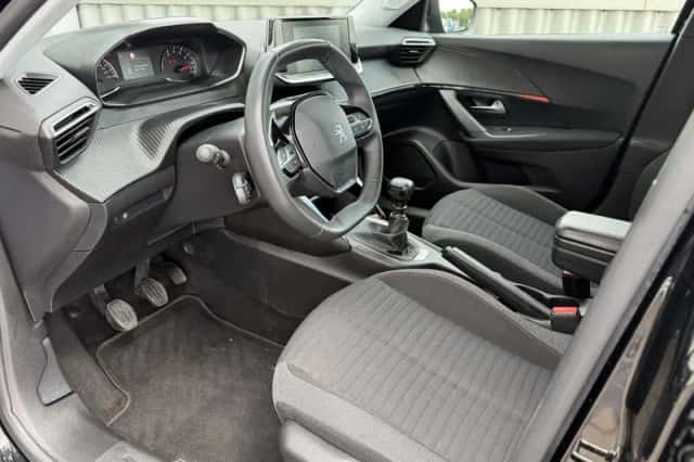Peugeot 2008 (2022) thumbnail 10