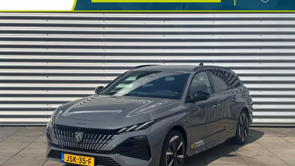 Peugeot e-308 (2025) — foto 1