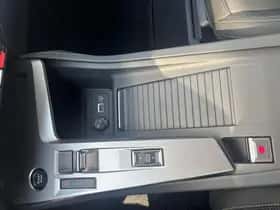 Peugeot e-308 (2025) thumbnail 16