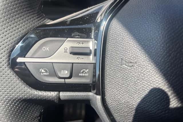Peugeot e-308 (2025) thumbnail 17