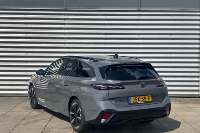 Peugeot e-308 (2025) thumbnail 3