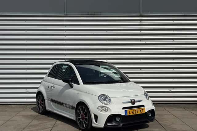 Fiat 500C (2018) thumbnail 2