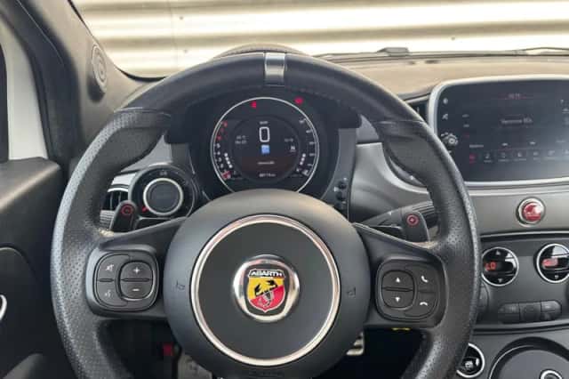Fiat 500C (2018) thumbnail 29