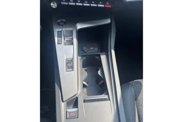 Peugeot 408 (2025) thumbnail 14