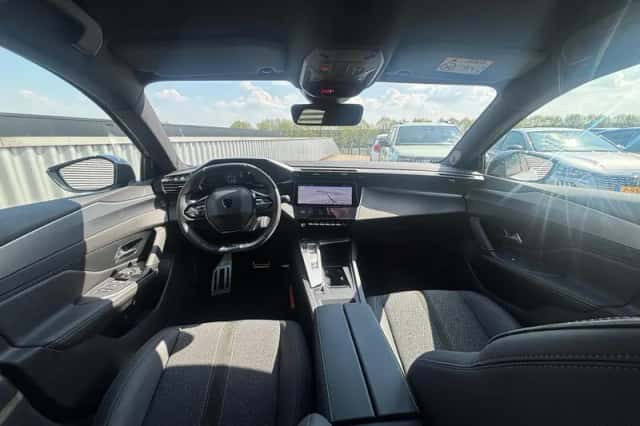 Peugeot 408 (2025) thumbnail 10