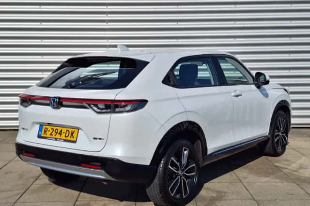 Honda HR-V (2022) thumbnail 3