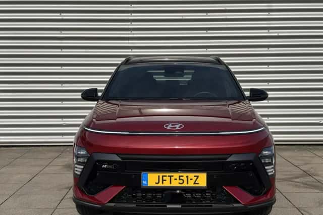 Hyundai Kona (2023) thumbnail 6