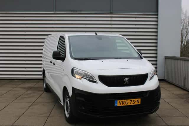 Peugeot Expert (2022) thumbnail 2
