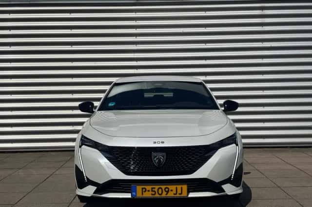 Peugeot 308 (2022) thumbnail 2