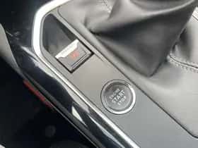 Peugeot 3008 (2020) thumbnail 18