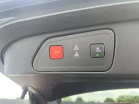 Peugeot 3008 (2020) thumbnail 23