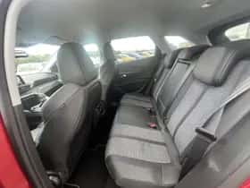 Peugeot 3008 (2020) thumbnail 7