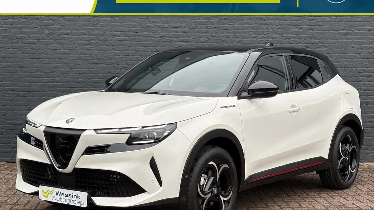 Alfa Romeo Junior (2025) — foto 1