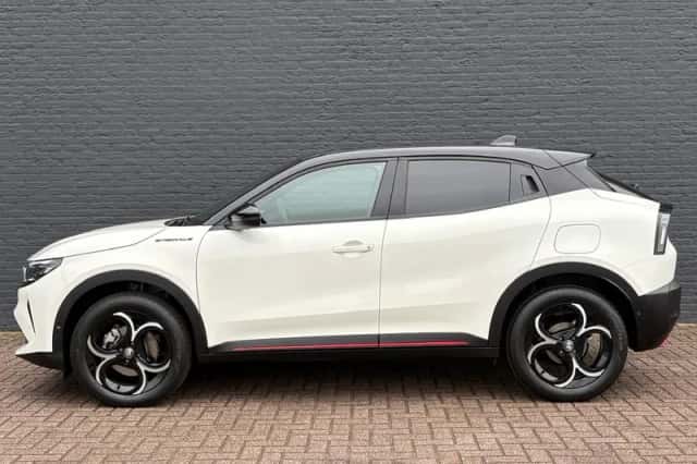 Alfa Romeo Junior (2025) thumbnail 8