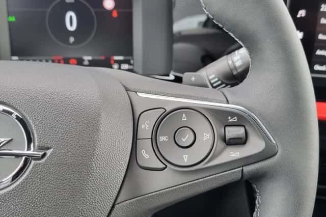 Opel Mokka (2024) thumbnail 13