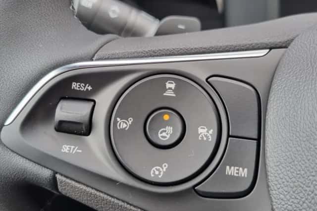 Opel Mokka (2024) thumbnail 14