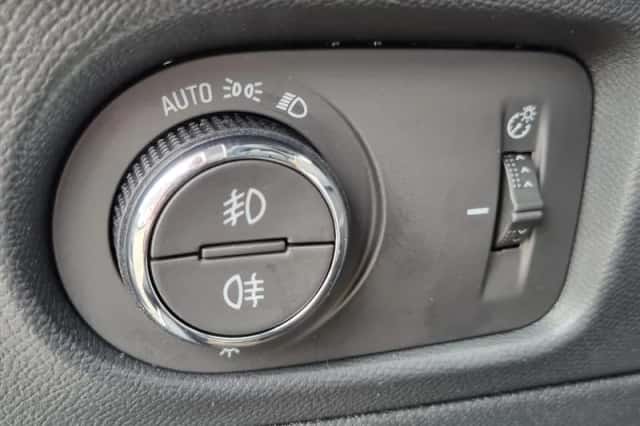 Opel Mokka (2024) thumbnail 28