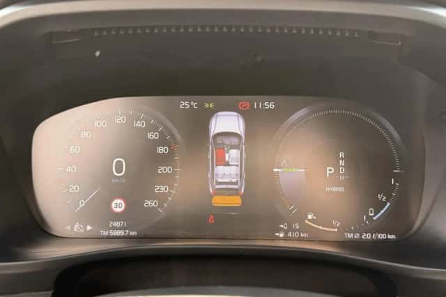 Volvo XC40 (2021) thumbnail 16