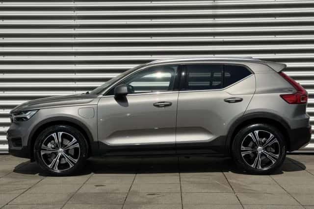 Volvo XC40 (2021) thumbnail 3