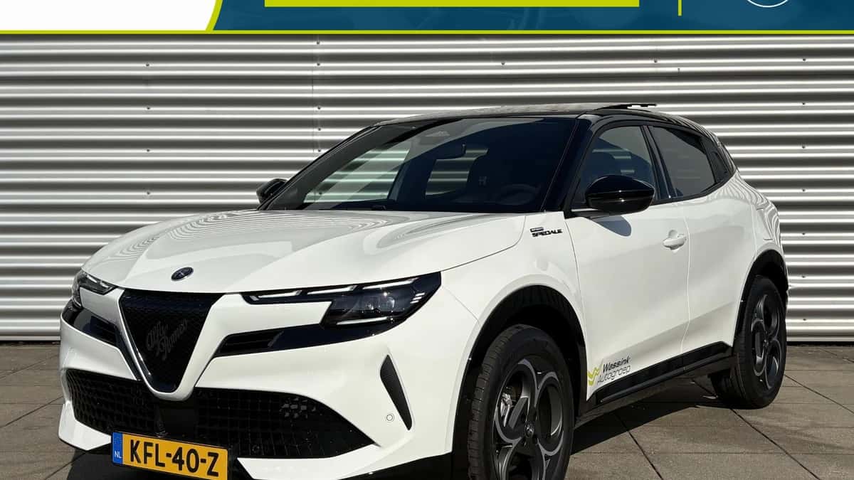 Alfa Romeo Junior (2026) — foto 1