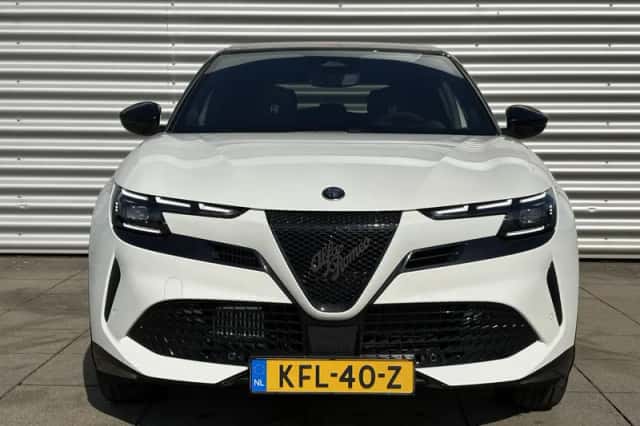 Alfa Romeo Junior (2026) thumbnail 3
