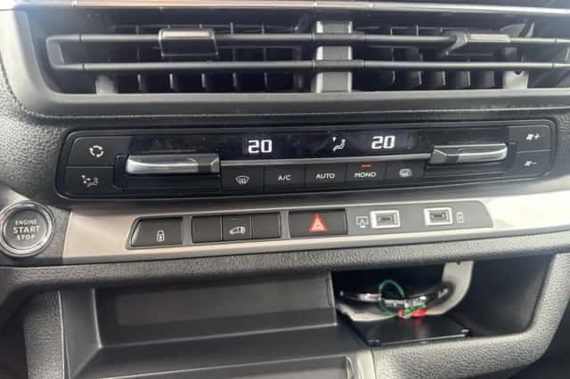 Opel Vivaro-e (2026) thumbnail 15
