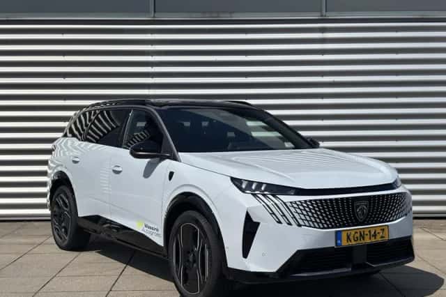Peugeot E-5008 (2026) thumbnail 2