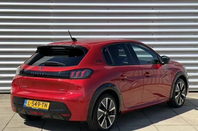 Peugeot e-208 (2021) thumbnail 4