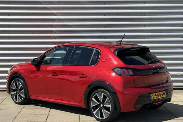 Peugeot e-208 (2021) thumbnail 5