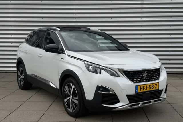 Peugeot 3008 (2020) thumbnail 2