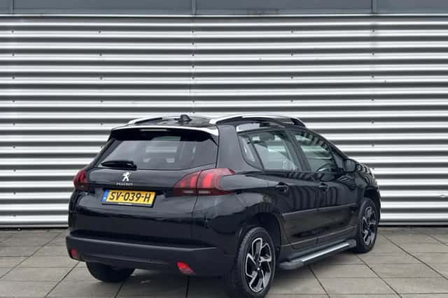 Peugeot 2008 (2018) thumbnail 5