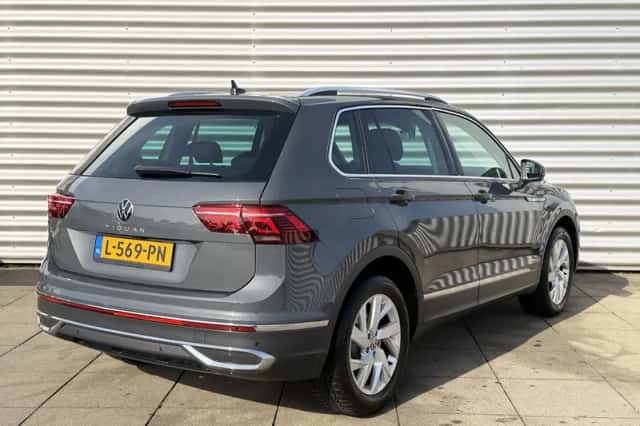 Volkswagen Tiguan (2020) thumbnail 3