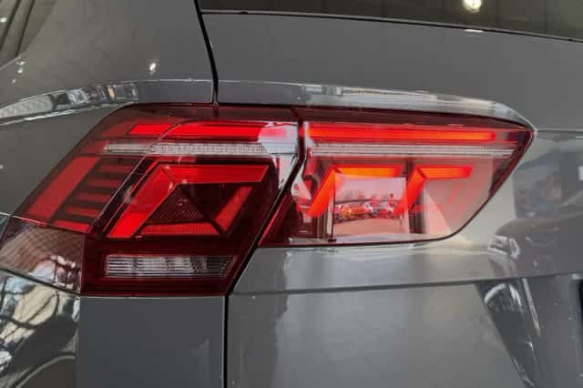 Volkswagen Tiguan (2020) thumbnail 21