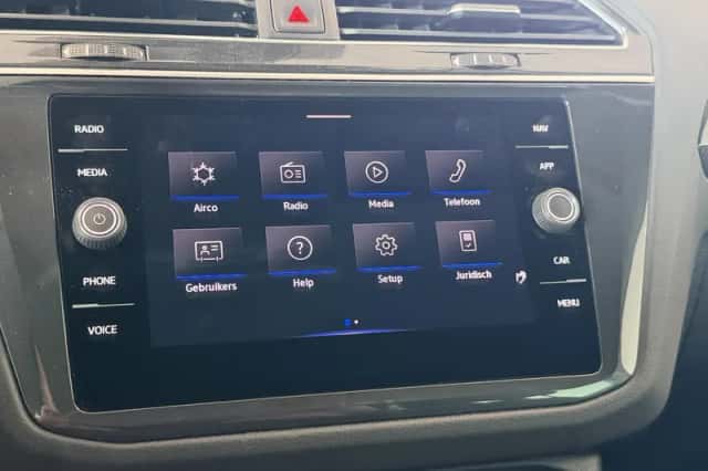 Volkswagen Tiguan (2020) thumbnail 23