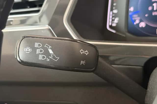 Volkswagen Tiguan (2020) thumbnail 25