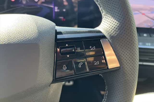 Opel Astra (2025) thumbnail 11