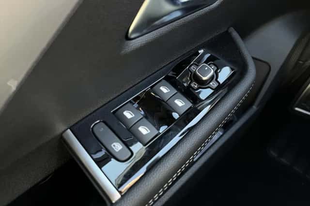 Opel Astra (2025) thumbnail 13