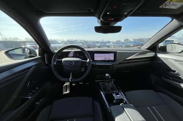 Opel Astra (2025) thumbnail 10