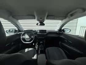 Peugeot 208 (2022) thumbnail 14