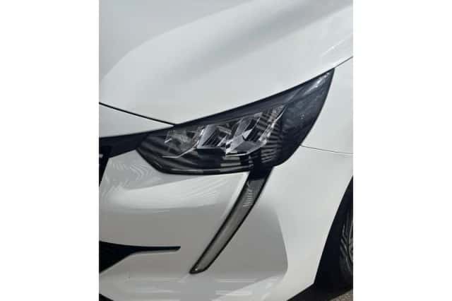 Peugeot 208 (2022) thumbnail 16